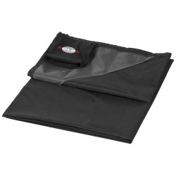Stow-and-go water-resistant picnic blanket 