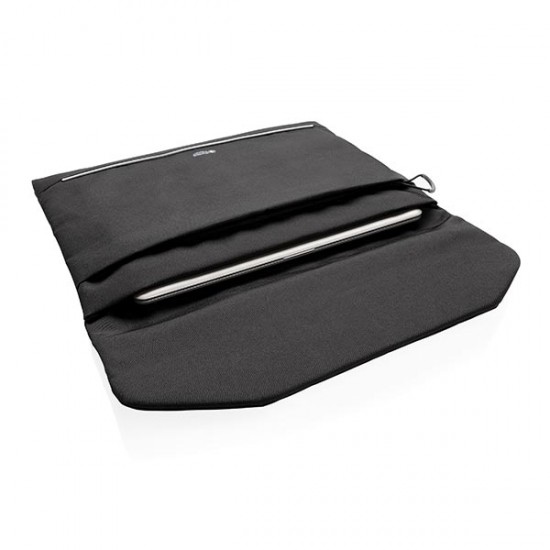 Swiss Peak RFID 15.6" laptop sleeve PVC free, black